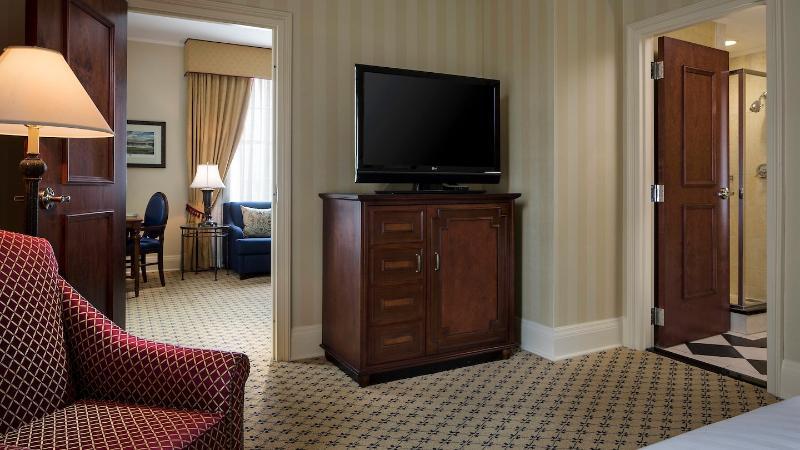 The Battle House Renaissance Mobile Hotel & Spa Esterno foto